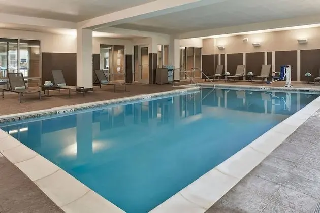 Residence Inn by Marriott Cleveland University Circle/Medical Center - Havuz