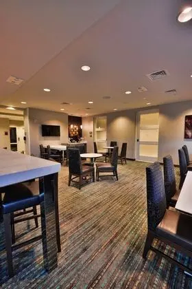 Residence Inn by Marriott Colorado Springs First & Main - Yerinde Yemek