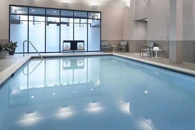 Residence Inn by Marriott Columbus OSU - Havuz