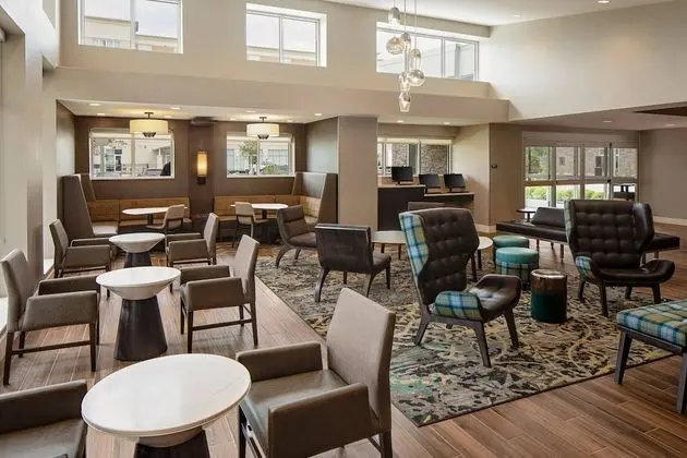 Residence Inn by Marriott Detroit Farmington Hills - Dış Mekan