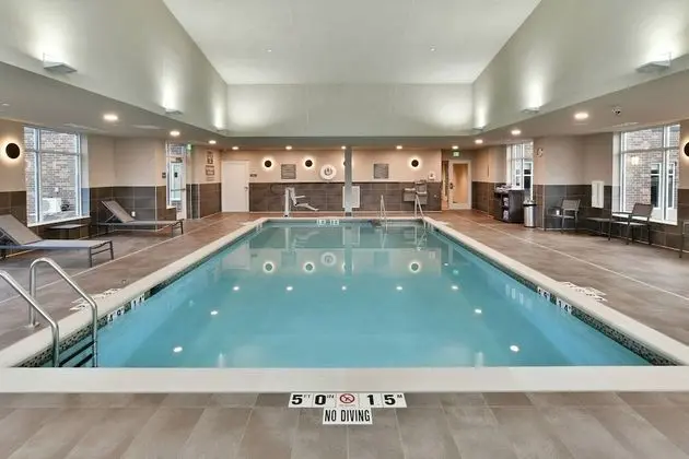 Residence Inn by Marriott Eau Claire - Havuz