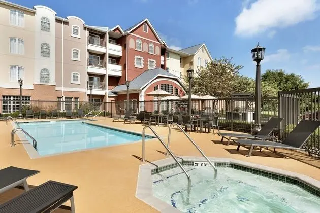 Residence Inn Marriott Joplin - Havuz