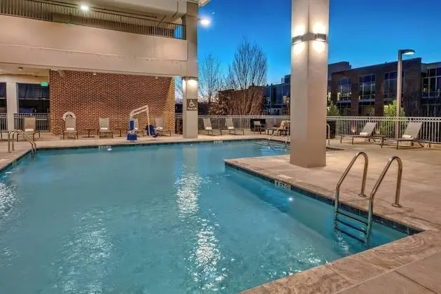 Residence Inn by Marriott Nashville Green Hills - Havuz
