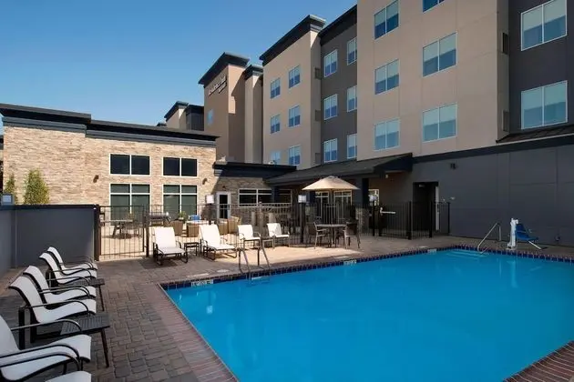 Residence Inn by Marriott New Orleans Elmwood - Havuz