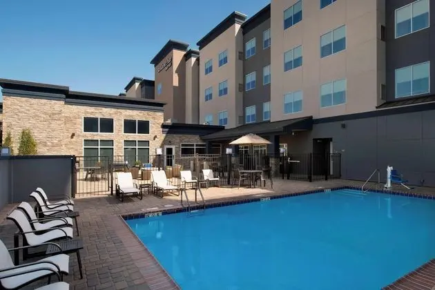 Residence Inn by Marriott New Orleans Elmwood - Havuz
