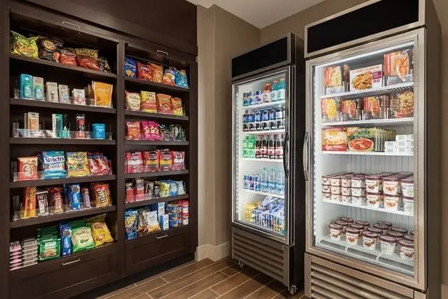 Residence Inn by Marriott New York JFK Airport - Yerinde Yemek