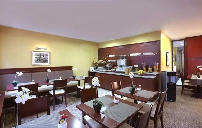 Residence Inn by Marriott Paris Didot Montparnasse - Yerinde Yemek