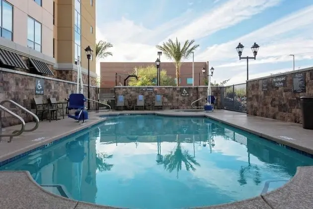 Residence Inn by Marriott Phoenix Mesa East - Havuz