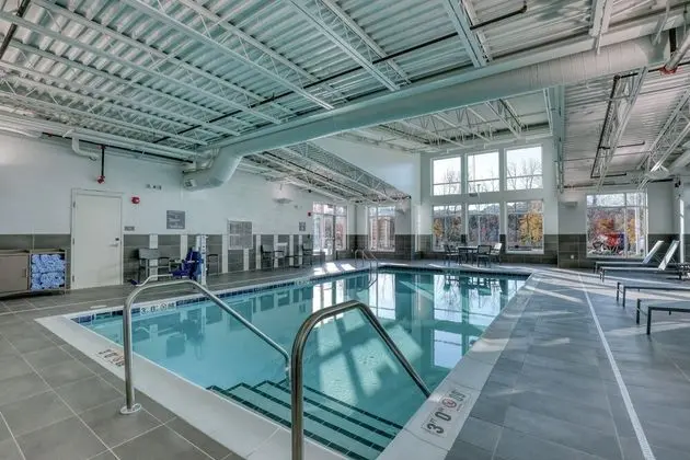 Residence Inn by Marriott Providence Lincoln - Havuz