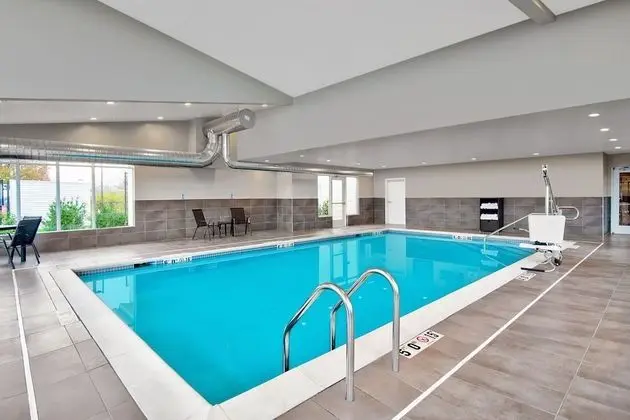 Residence Inn by Marriott Reading - Havuz