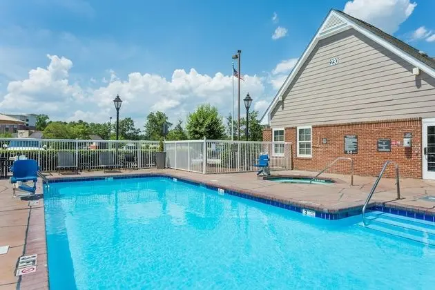 Residence Inn by Marriott Rocky Mount - Havuz