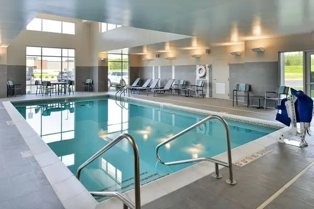 Residence Inn by Marriott St. Louis Chesterfield - Havuz