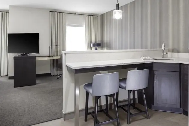 Residence Inn by Marriott St. Louis West County - Mutfak