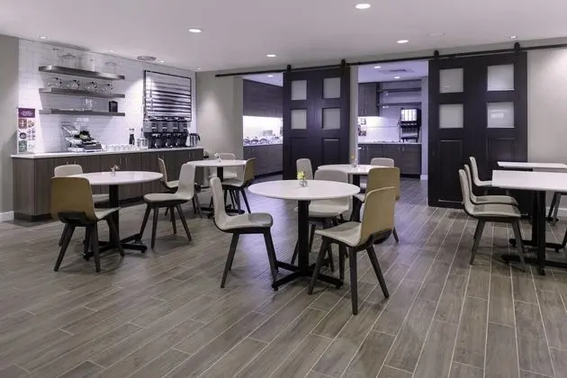 Residence Inn by Marriott St. Louis West County - Yerinde Yemek