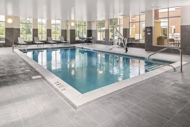 Residence Inn by Marriott Tuscaloosa - Havuz