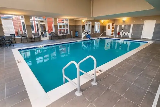 Residence Inn by Marriott Upper Marlboro Joint Base Andrews - Havuz