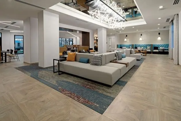 Residence Inn by Marriott Valencia - Lobi