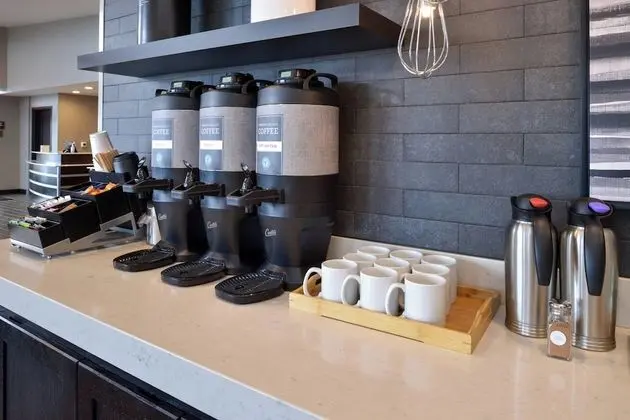 Residence Inn by Marriott Visalia - Yerinde Yemek