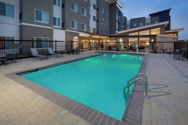 Residence Inn by Marriott Waco South - Havuz