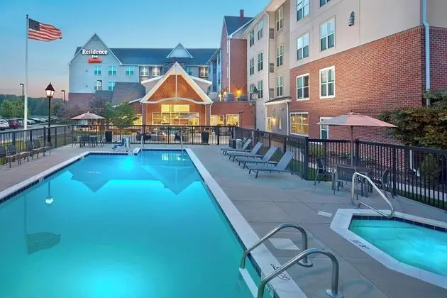 Residence Inn by Marriott Waldorf - Havuz