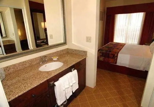 Residence Inn Melbourne - Genel