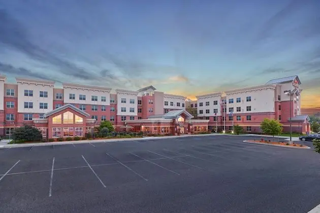 Residence Inn Minneapolis Plymouth - Dış Mekan
