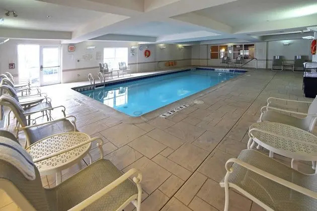 Residence Inn Mississauga - Airport Corporate Cent - Havuz