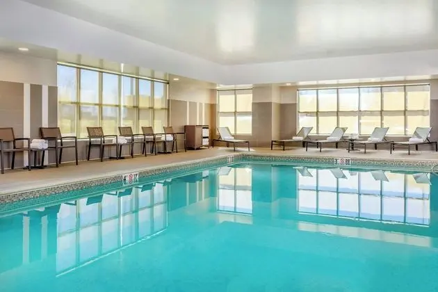 Residence Inn Nashua - Havuz