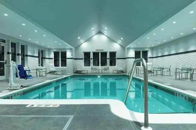 Residence Inn Orangeburg Rockland/Bergen - Havuz