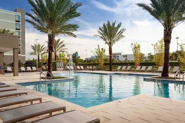 Residence Inn Orlando at Millenia - Havuz