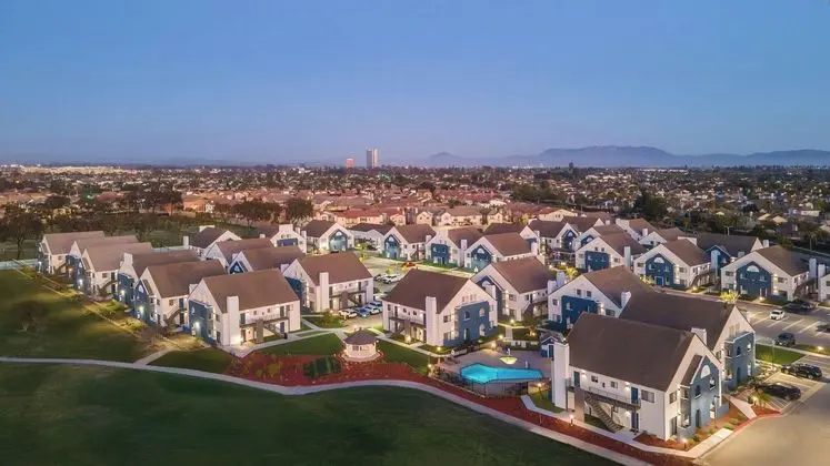 Residence Inn Oxnard River Ridge - Dış Mekan