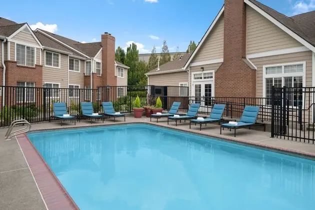 Residence Inn Portland Hillsboro - Havuz