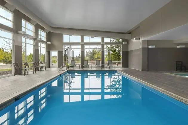 Residence Inn Pullman - Havuz