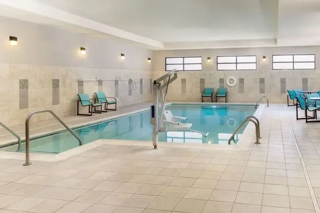 Residence Inn Youngstown Warren/Niles - Havuz