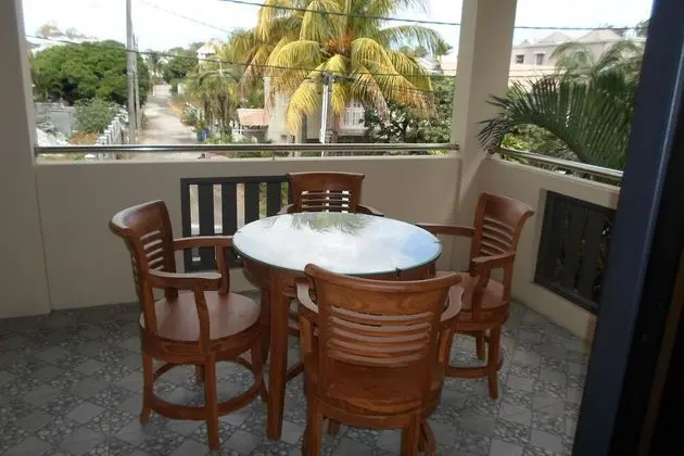 Residence La Colombe Vacation Rentals Ground Floor - Yerinde Yemek