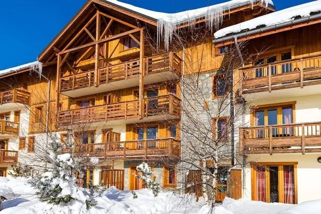 Résidence Lagrange Vacances L'Ecrin des Sybelles - Dış Mekan