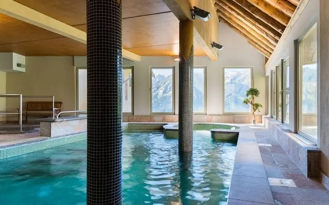 Résidence Lagrange Vacances les Chalets de l'Adet - Havuz