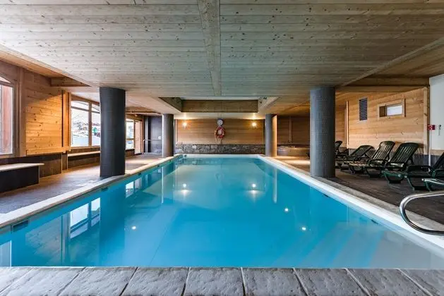 Résidence Lagrange Vacances Les Hauts de Comborcière - Havuz