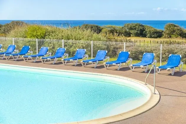 Résidence Lagrange Vacances L'Estran - Havuz
