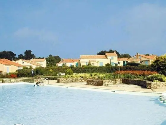 Résidence Lagrange Vacances Saint Michel Chef Chef - Havuz