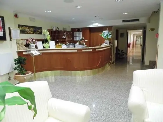 Hotel Residence Le Nereidi - Lobi
