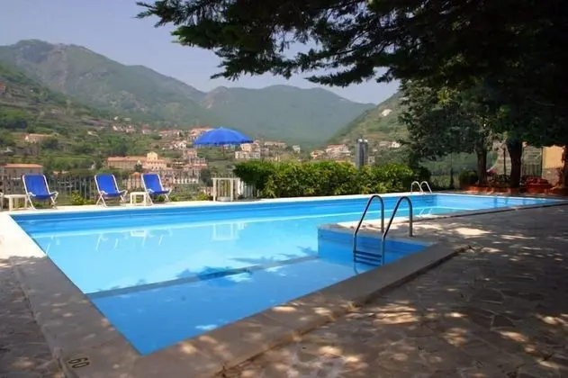 Residence Le Villette - Havuz