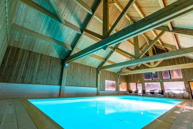 Résidence les Chalets du Berger Premium - Havuz
