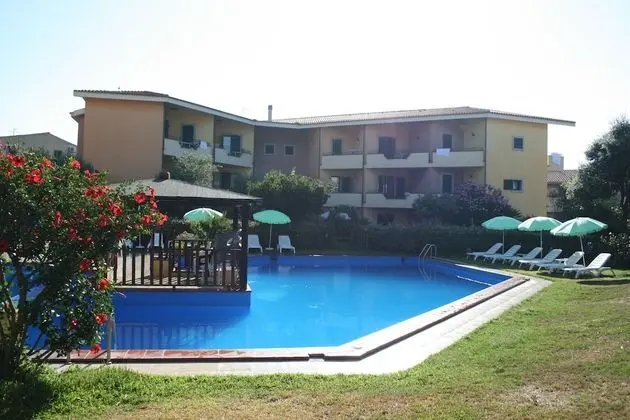 Residence Li Velieri - Havuz