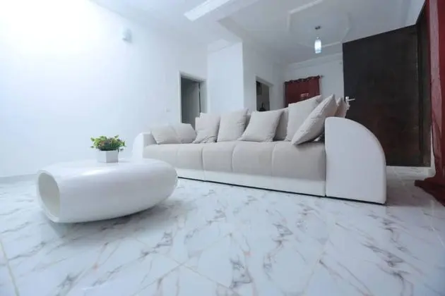 Residence Lolla-Maya