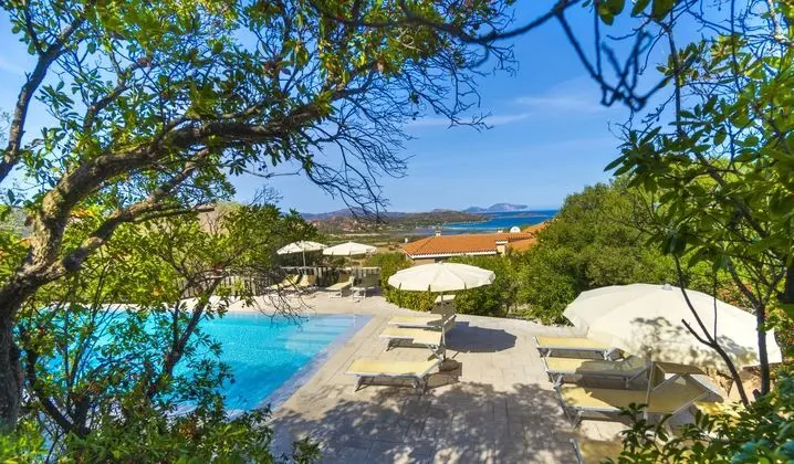 Residence Hotel Lu Nibareddu - Havuz
