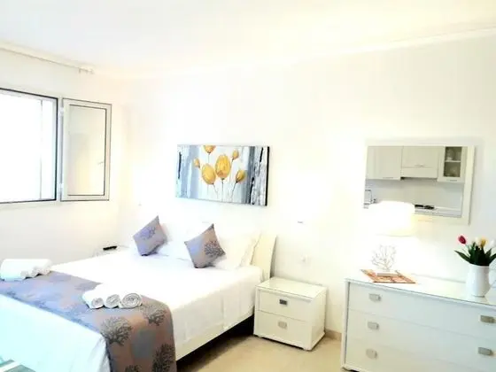 Residence Maresol Studio Apartment With Sea View