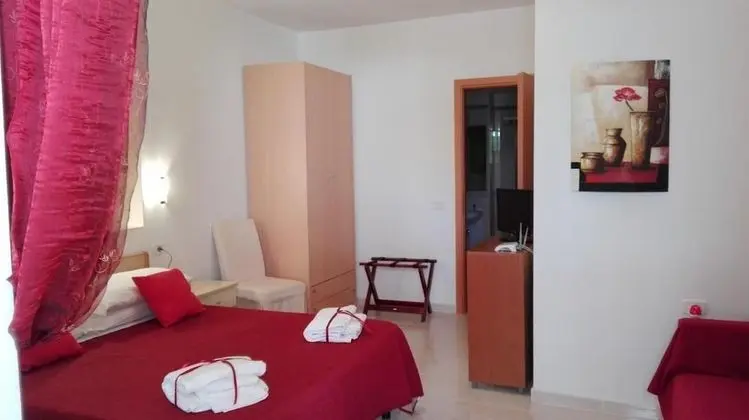 Residence Maresol Studio Apartment With Sea View - Mülk Olanakları