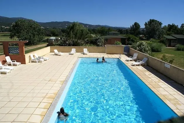 Residence Marina Di Capitello - Havuz