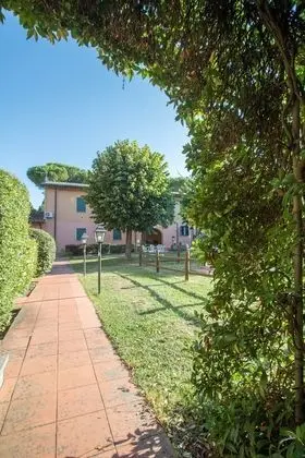 Residence Mugello Resort - Dış Mekan